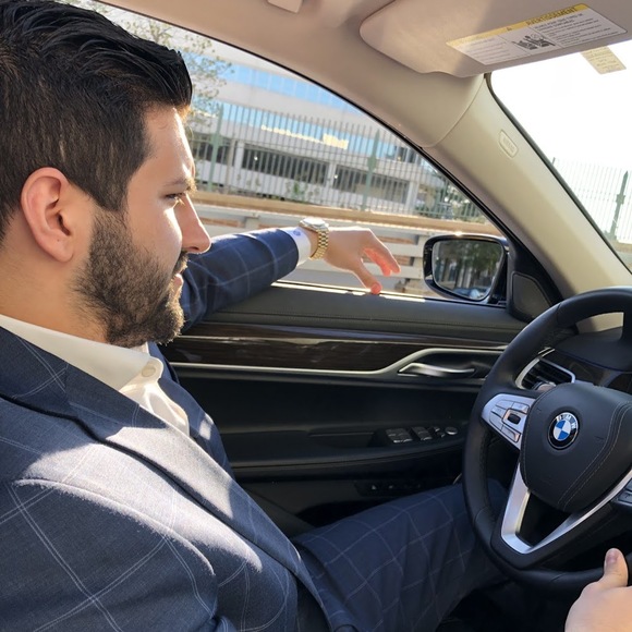 Meet your Posher, Angelo - Picture 1 of 1